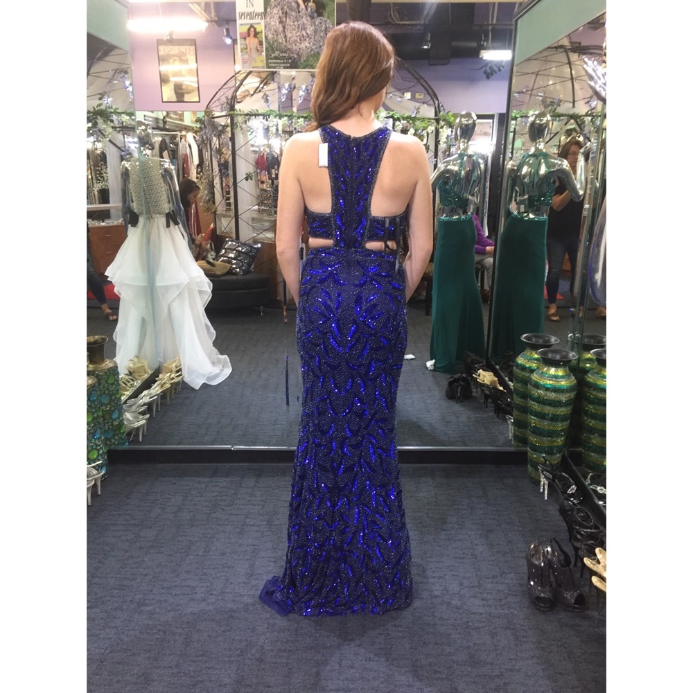 Prom Dress - Picture 3 of 4